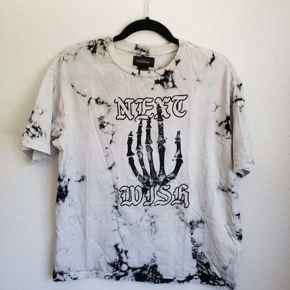 Pull&Bear Tops - Black & White Tie Dyed Skeleton Hand Tee